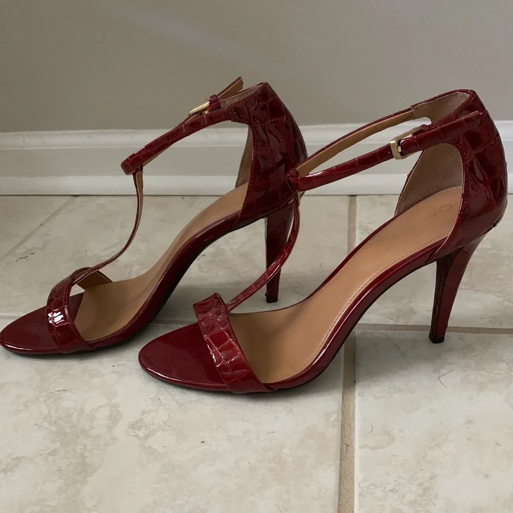 CK red croc t-strap heeled sandal - Picture 3 of 6